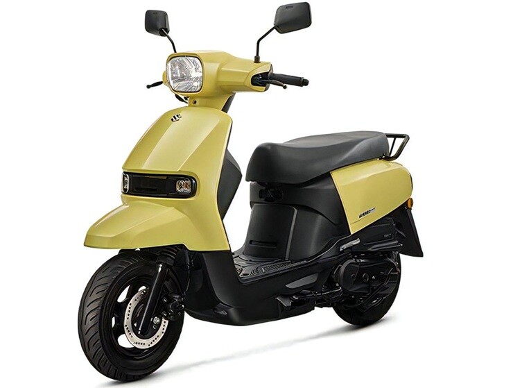 Suzuki ra mắt xe ga hoàn toàn mới với thiết kế vuông vức khác biệt - 1
