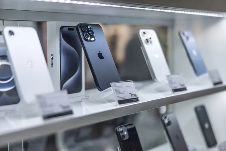 Vì sao người dùng được khuyên mua iPhone cũ lúc này