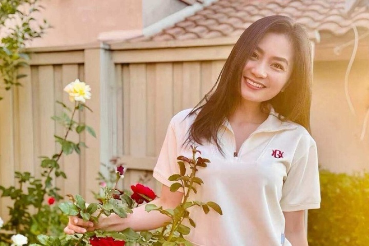 Ảnh sao 25/6: Diệu Hương khoe vườn hồng trong biệt thự ở Mỹ