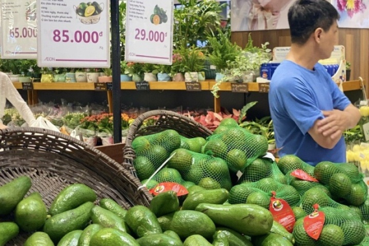Loại quả được ví là ‘nữ hoàng trái cây’ đang vào mùa bán đầy thị trường giá rẻ bèo, chị em thi nhau đặt hàng chiêu đãi gia đình
