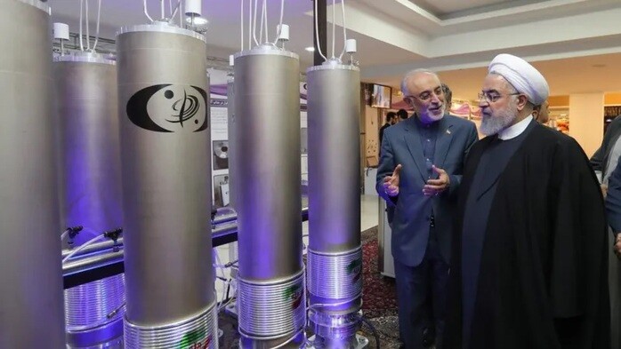 Mỹ rót 672 triệu USD để xử lý kho uranium của Iran? - 1