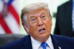 Ông Trump ra lệnh điều tra các tập đoàn xăng dầu 'chặt chém' khách