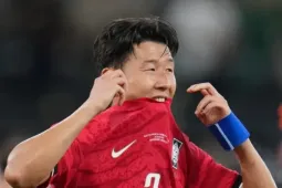 Son Heung-min bị đẩy lên ghế dự bị, người Hàn Quốc phản ứng thế nào?