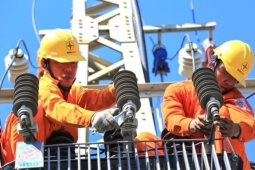 Biểu giá điện sinh hoạt có thể được áp theo thời gian dùng trong ngày