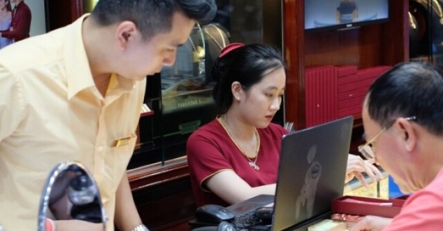 Giá bạc hôm nay 25/6: Bạc Phú Quý, Doji, Ancarat, Sacombank-SBJ giảm sâu chưa từng có