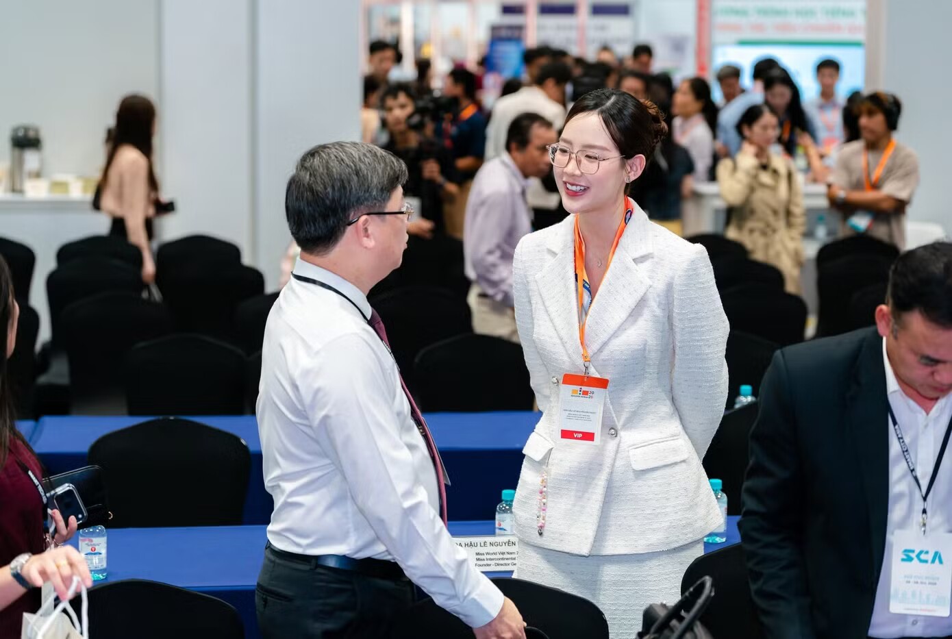 Ngôi trường Hoa hậu Bảo Ngọc học thạc sĩ vì sao lại thành tâm điểm - 2