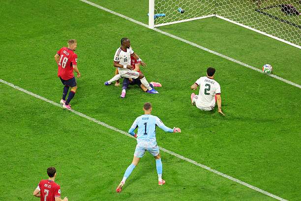 Trực tiếp bóng đá CH Séc - Mexico: Đòn quyết định phút 90+4 (World Cup) (Hết giờ) - 5