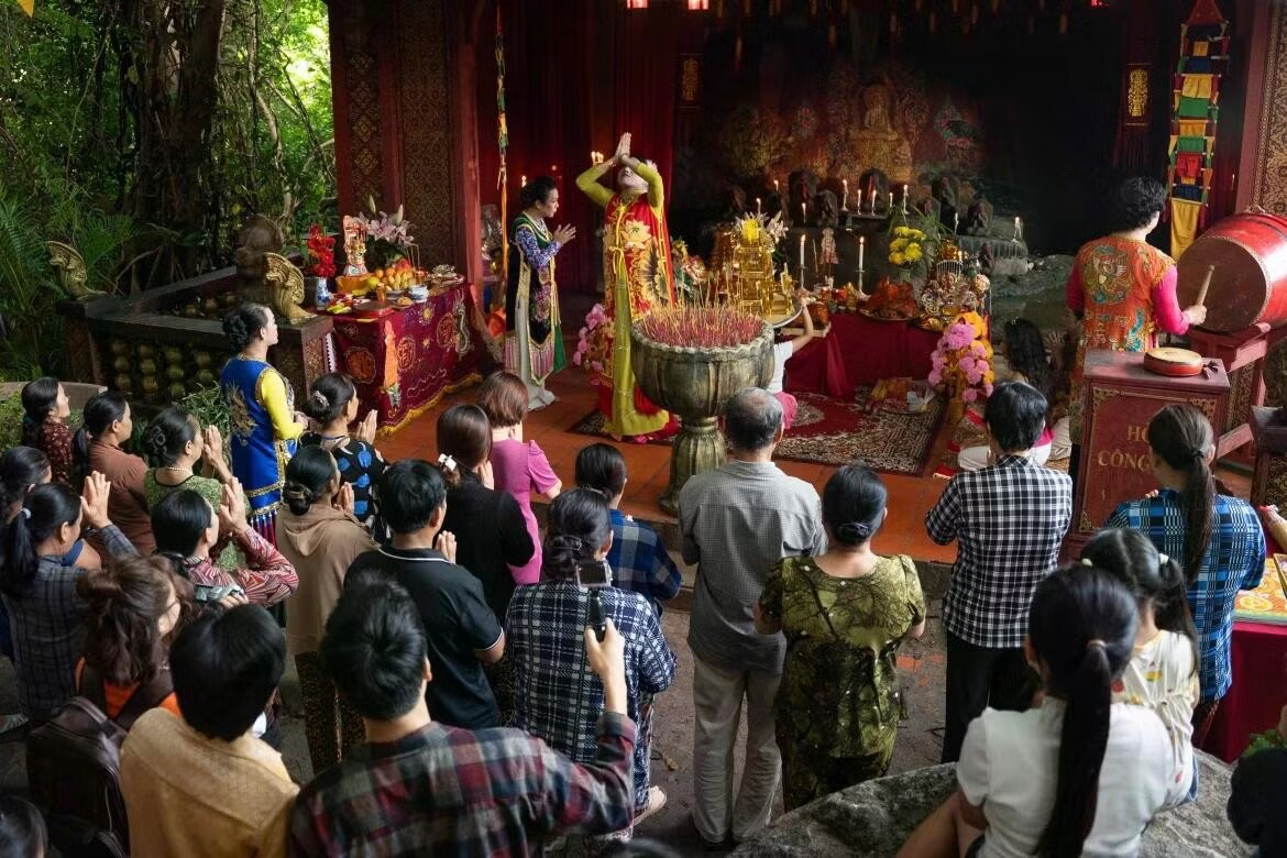 Phim kinh dị làm mưa làm gió - 11
