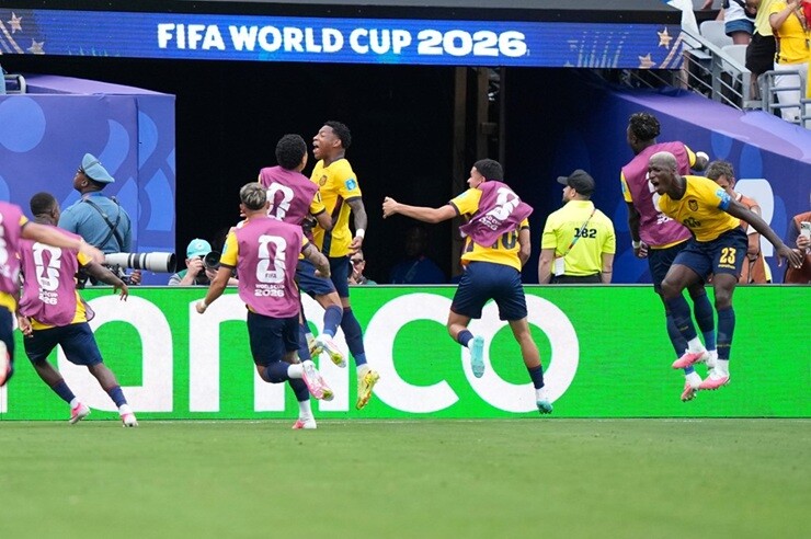 Trực tiếp bóng đá Ecuador - Đức: Chiến thắng lịch sử (World Cup) (Hết giờ) - 4