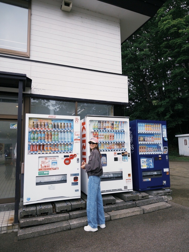 Tăng Thanh Hà 'tắm rừng' Maruyama xanh mướt ở Hokkaido - 6