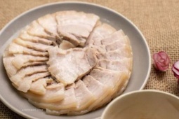 Nước luộc thịt có nên dùng để nấu canh? Chuyên gia chỉ ra lợi ích và những lưu ý quan trọng