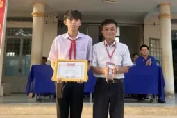 Tuyển sinh vào lớp 10: Nam sinh Tây Ninh đạt 3 điểm 10 nhưng lại bất ngờ với điểm Văn