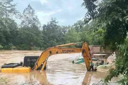 Nước lũ tiếp tục dâng, Cao Bằng lên phương án di dời dân