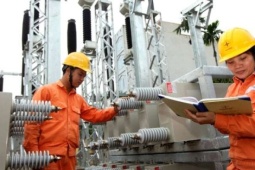 Áp giờ cao điểm với điện sinh hoạt: Ai lợi, ai thiệt?