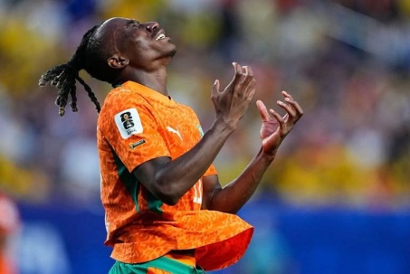Rơi nước mắt vì lá thư của"Messi châu Phi" gửi người em gái quá cố ở World Cup
