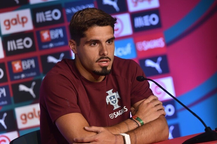 Pedro Neto chia sẻ về tầm quan trọng của Cristiano Ronaldo trong đội hình Bồ Đào Nha