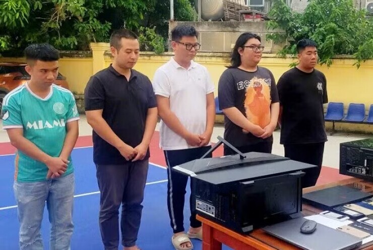 Thủ đoạn ‘qua mặt’ sinh trắc học, chiếm đoạt hơn 1.000 tài khoản ngân hàng
