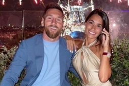 Vợ Messi tôn dáng với loạt đồ hiệu đắt đỏ