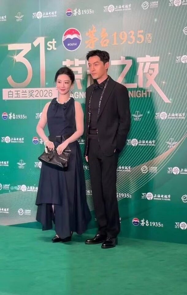 Dương Tử bị stylist "dìm hàng", chọn sai phụ kiện tại buổi tiệc Bạch Ngọc Lan? - 7