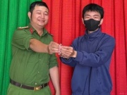 Người đàn ông đánh rơi nhẫn kim cương gần 100 triệu tại siêu thị ở Lâm Đồng