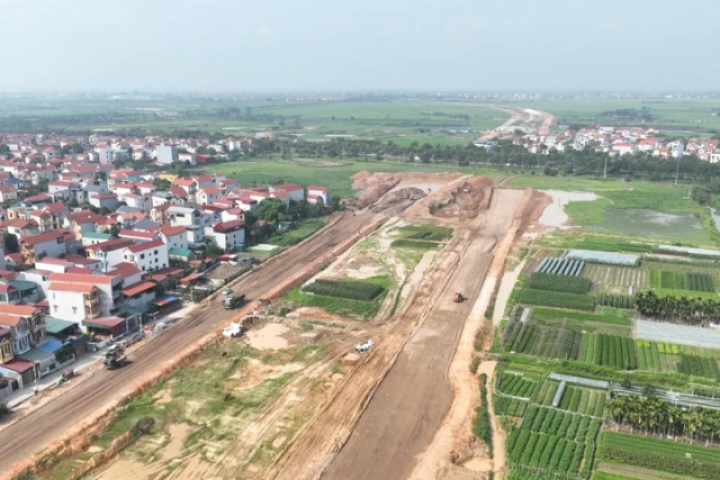 Nhiều nhà đầu tư bất động sản méo mặt vì 'đu đỉnh'