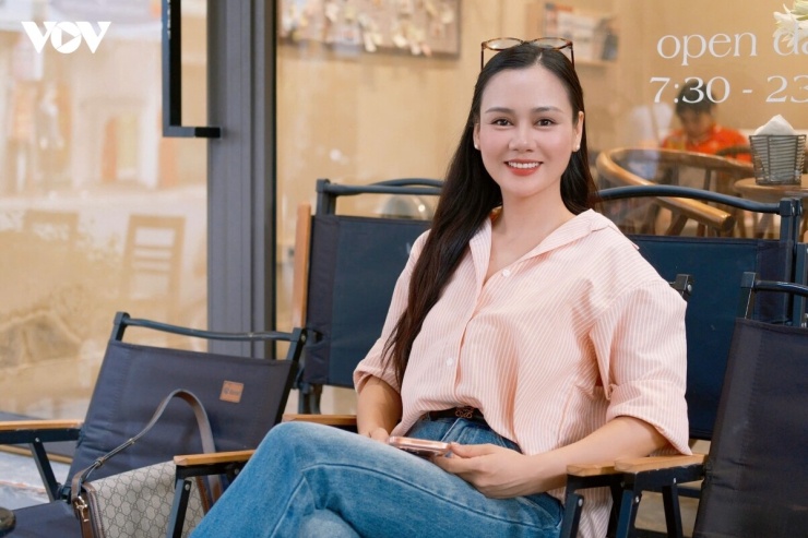 Diễn viên Huyền Sâm