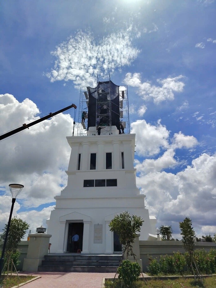 Công trình tượng cảnh quan "Nữ thần khai phóng" tại Khu đô thị E.City Tân Đức