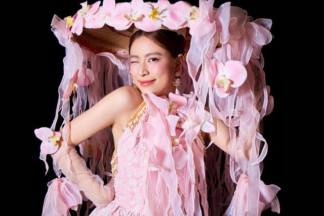 Hoàng Thùy Linh gây chú ý ở tuổi 39 - 8