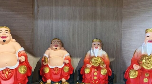 Đối với những nơi làm ăn kinh doanh, việc thờ cúng 4 vị thần gồm 2 ông Địa 2 ông Thần tài cũng mang lại nhiều ý nghĩa tốt đẹp.