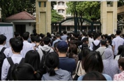 Thiếu trường THPT công lập: Ai gỡ áp lực cho học sinh thi vào lớp 10?