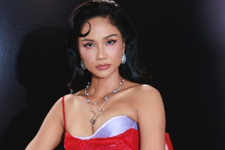 H'Hen Niê, Võ Hoàng Yến, Anh Thư đua vẻ sexy ở The Face Vietnam