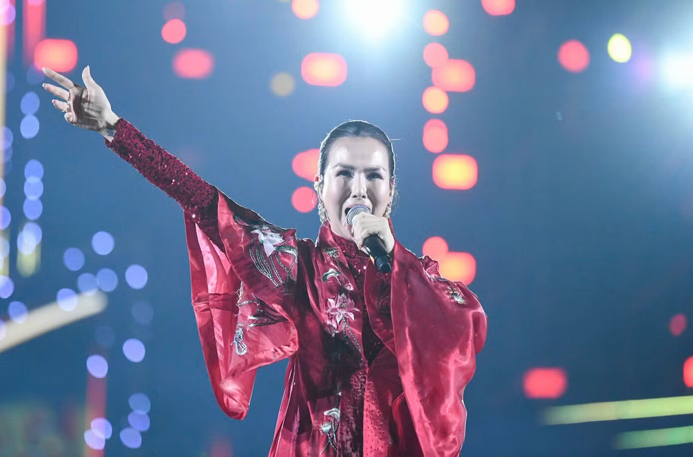 Toàn cảnh concert Thanh xuân khiến 20.000 khán giả Hà Nội đứng ngồi không yên - 48