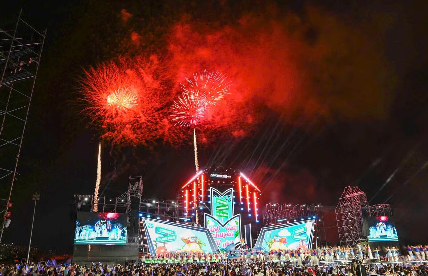 Toàn cảnh concert Thanh xuân khiến 20.000 khán giả Hà Nội đứng ngồi không yên - 73