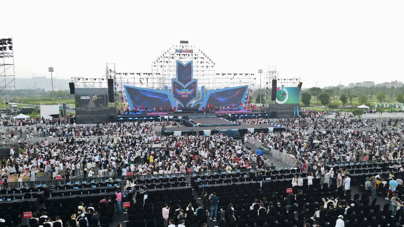 Toàn cảnh concert Thanh xuân khiến 20.000 khán giả Hà Nội đứng ngồi không yên - 16