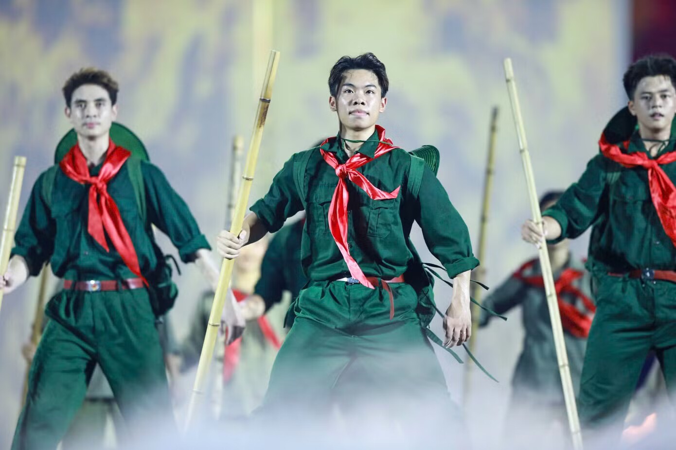 Toàn cảnh concert Thanh xuân khiến 20.000 khán giả Hà Nội đứng ngồi không yên - 19