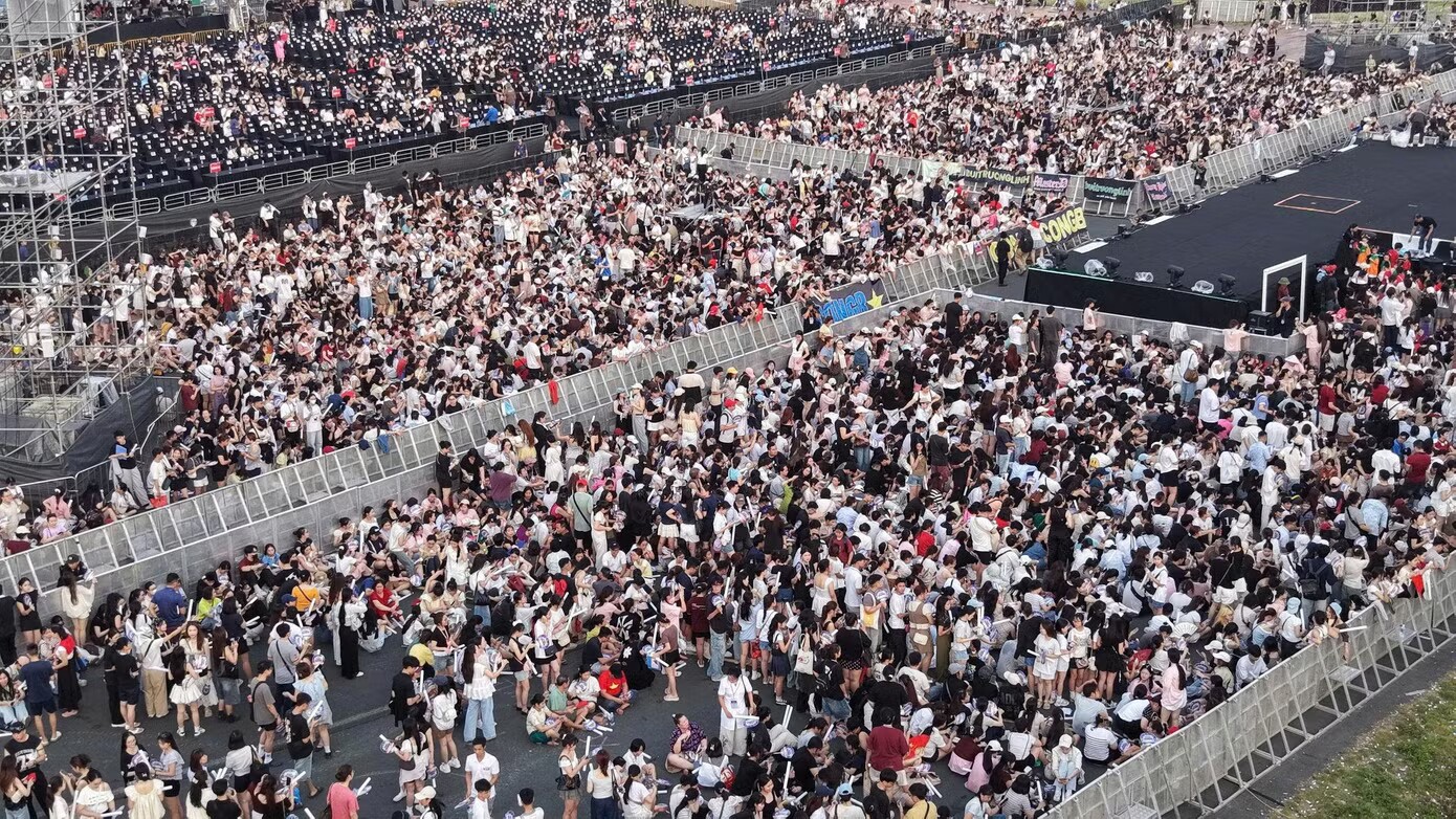 Toàn cảnh concert Thanh xuân khiến 20.000 khán giả Hà Nội đứng ngồi không yên - 2