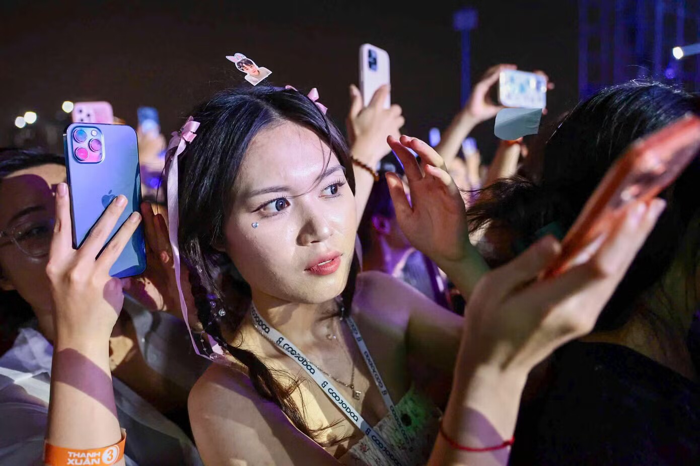Toàn cảnh concert Thanh xuân khiến 20.000 khán giả Hà Nội đứng ngồi không yên - 33