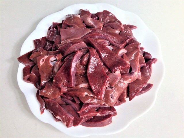 Gan lợn có nhiều giá trị dinh dưỡng khi được ăn đúng cách. Ảnh HM