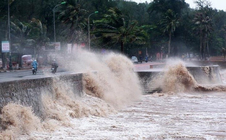 Biển Đông sắp đón áp thấp nhiệt đới.