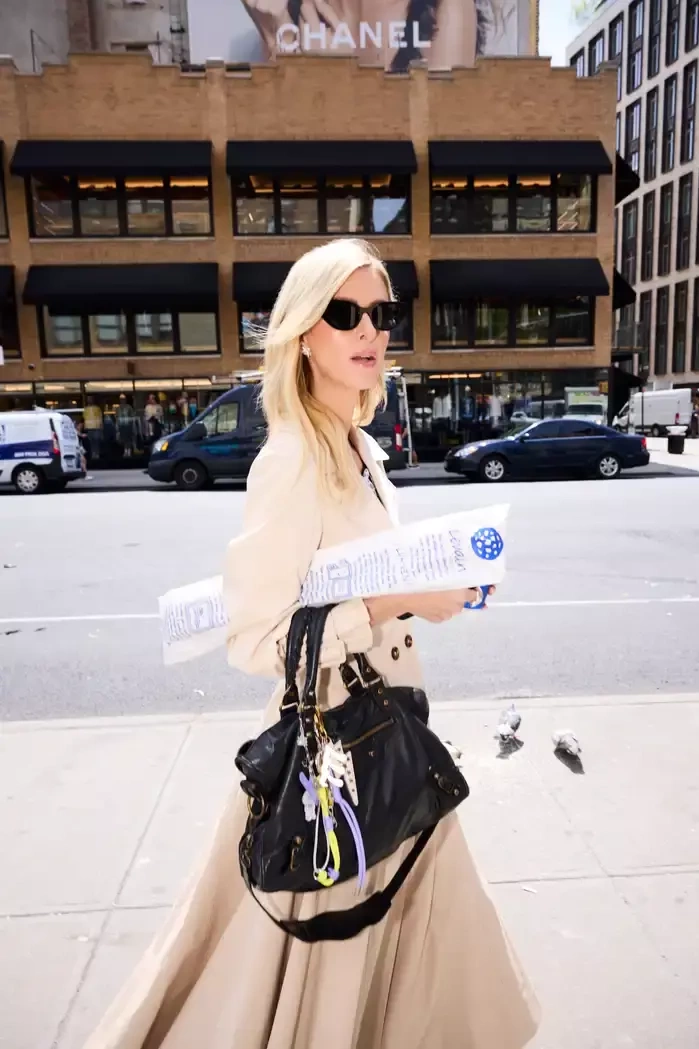 Cuộc sống viên mãn của 'tiểu thư tài phiệt' Nicky Hilton ở tuổi 42 - 4