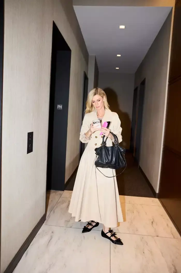 Cuộc sống viên mãn của 'tiểu thư tài phiệt' Nicky Hilton ở tuổi 42 - 3