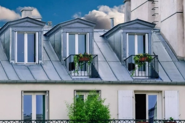 Những căn hộ áp mái ở Paris thành 'lò nướng'