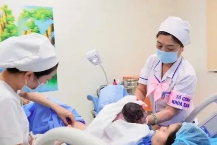 Từ 1/7: Mẹ được nghỉ thai sản tới 7 tháng, bố được nghỉ tới 10 ngày khi sinh con thứ 2