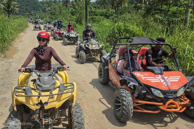 Lái xe băng rừng ở Malaysia - 1