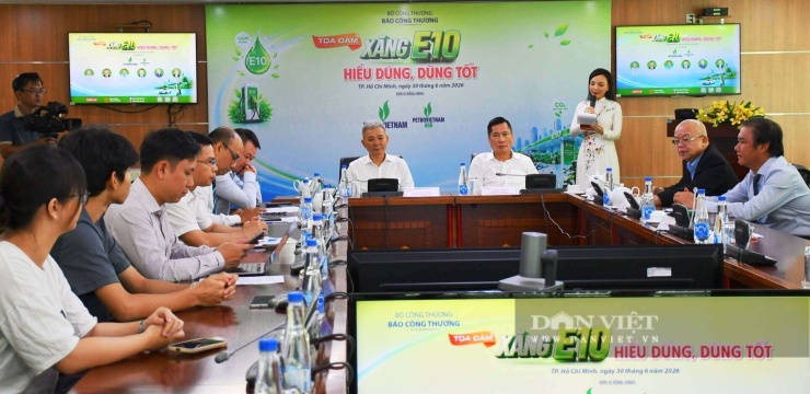 Tọa đàm về xăng sinh học E10 và E5 ngày 30/6 tại TP.HCM. Ảnh: T.T.