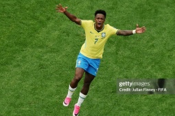 Brazil ngược dòng trước Nhật Bản: "Phù thủy" Ancelotti cao tay ấn, tung đòn cực hiểm