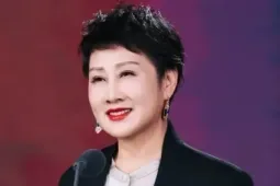 Người ra quy định làm thay đổi cả showbiz
