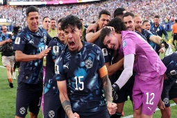 ĐT Paraguay hạ Đức chấn động World Cup, Tổng thống “thưởng nóng” cả nước