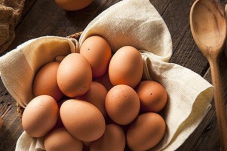 Ăn trứng mỗi ngày có tốt không? Những lợi ích bất ngờ của trứng với sức khỏe mà nhiều người chưa biết