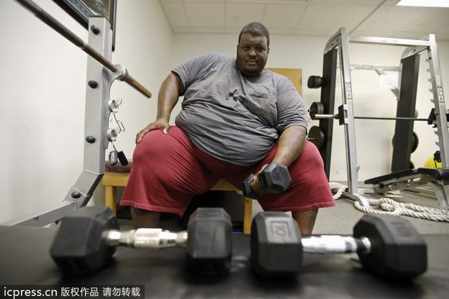 Manny Yarbrough &#40;30 tuổi&#41; đến từ Mỹ đã ghi tên mình vào sách kỷ lục Guinness thế giới là vận động viên có cân nặng lớn nhất thế giới &#40;hơn 320kg&#41;.